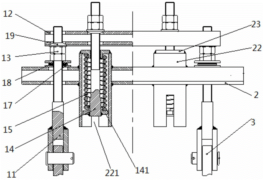 Crusher and adjusting device thereof