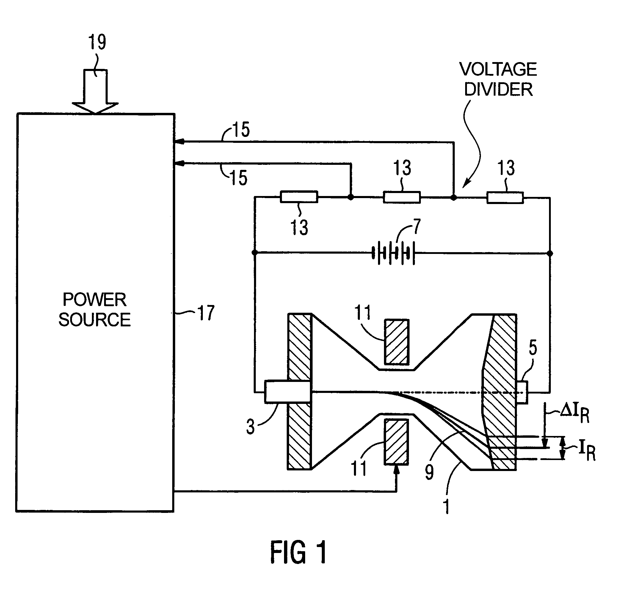 Power source for regulated operation of the deflection coil of an x-ray tube
