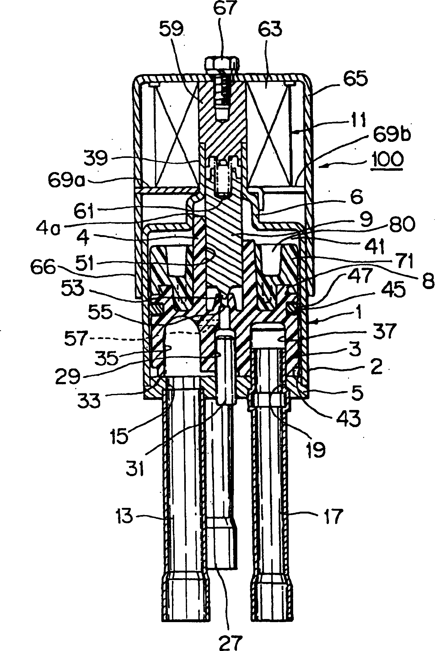 Rotary flow-crossover valve