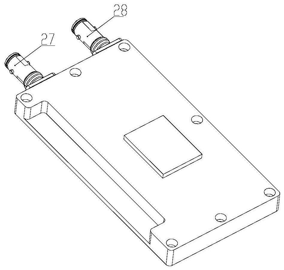 Heterogeneous liquid cooling server with semiconductor dehumidification device