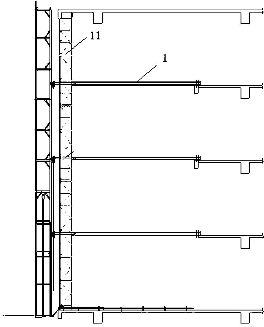 Hollow facade pulley guide attached-type lifting scaffold