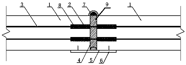 Horizontal joint seam connecting structure suitable for thin panel extrusion deformation
