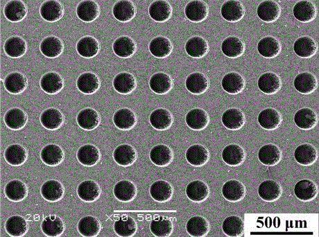 Multilayered structure aluminium oxide self-lubricating composite ceramic, and preparation method thereof