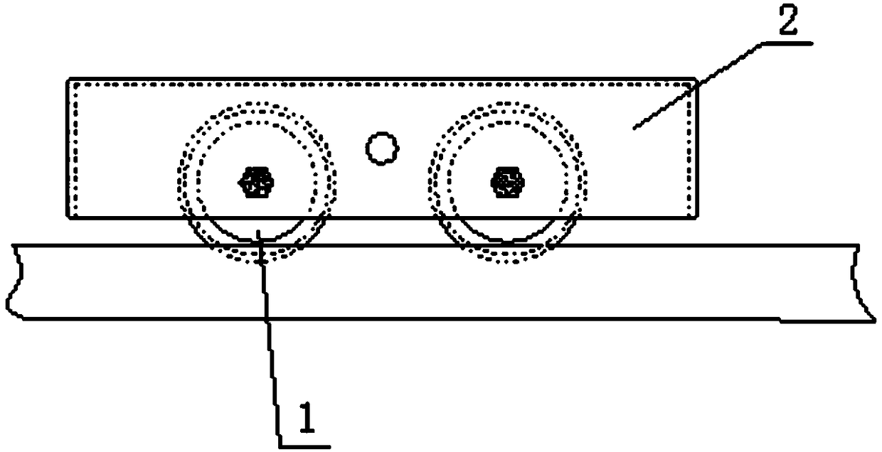 Rolling-type insulation detection device