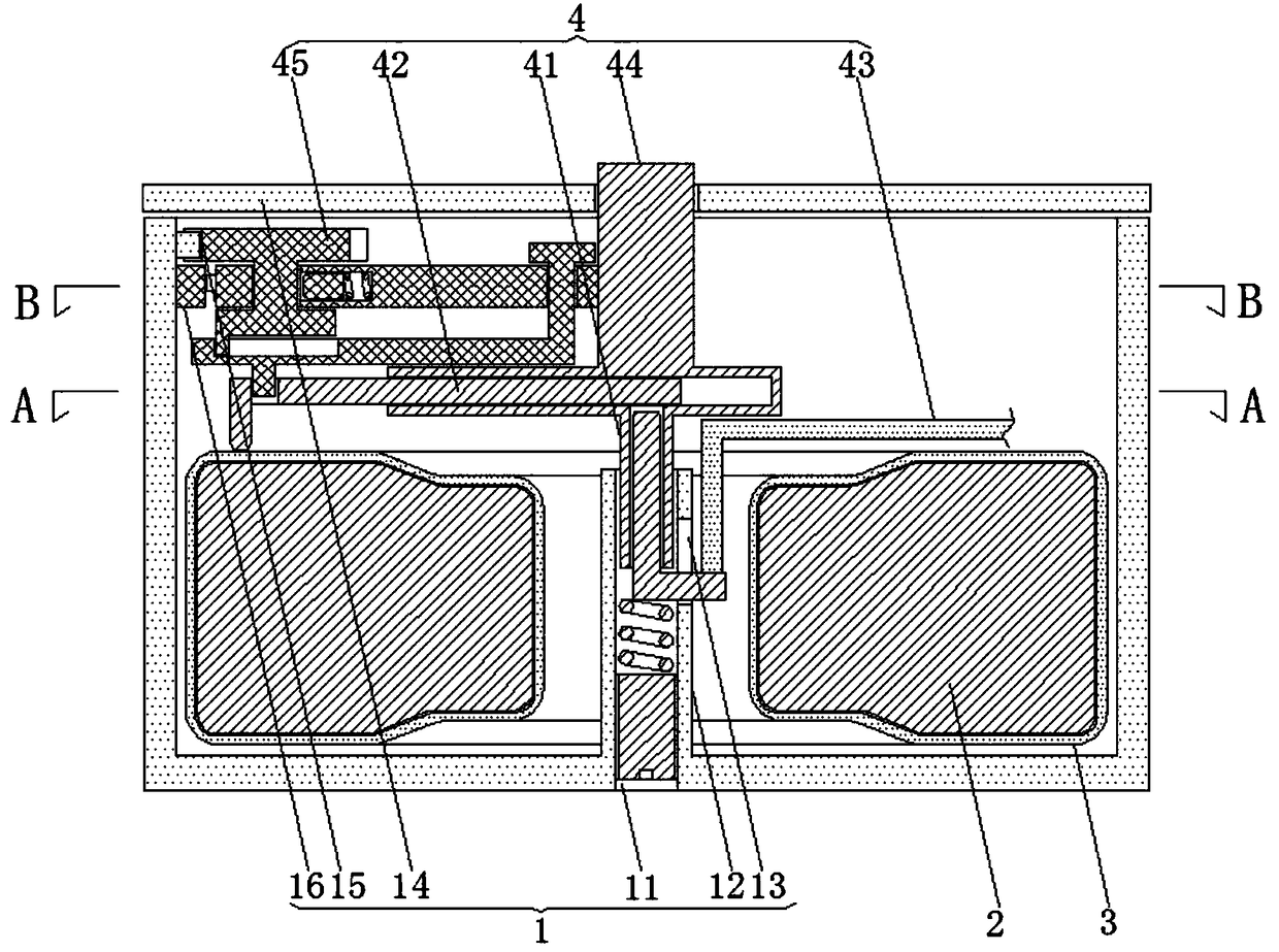 An adjustment method of an adjustable autotransformer that automatically locks the length of the carbon brush arm