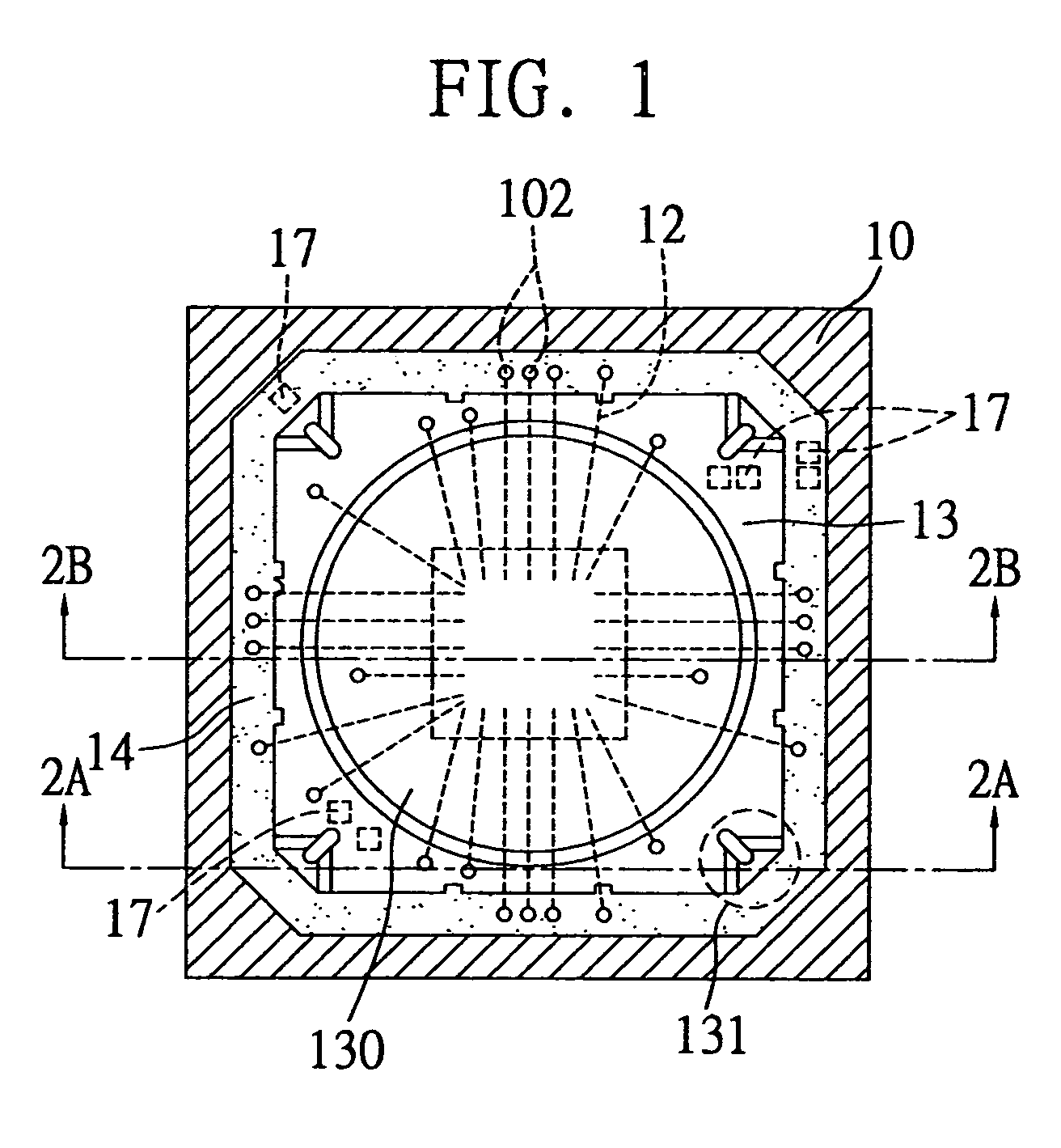 Semiconductor package with heat dissipating structure