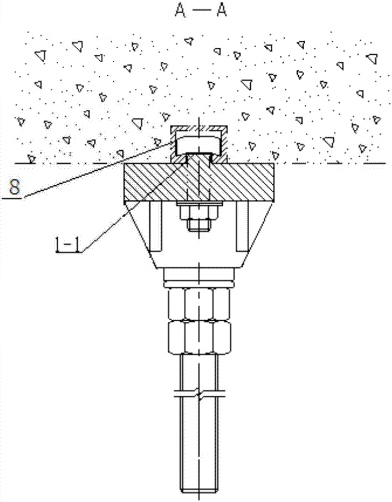 Perpendicular suspension base device for anti-bending pre-embedded groove channel