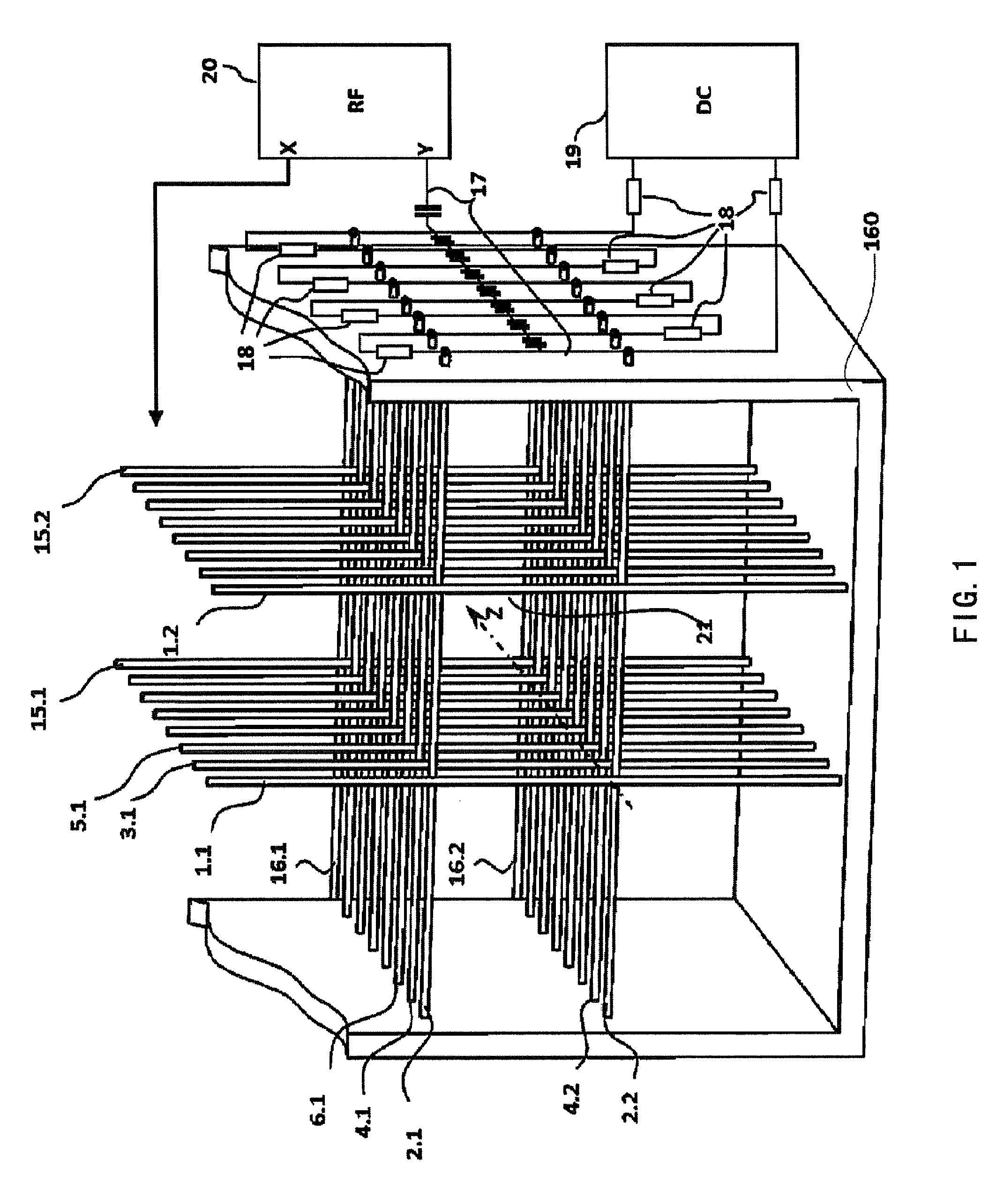 Wire electrode based ion guide device