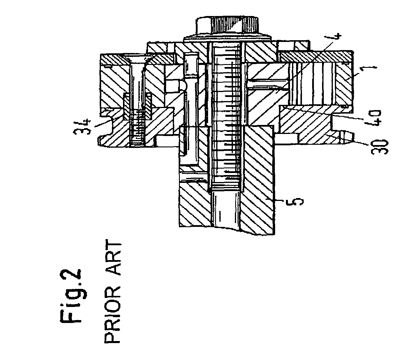 Device for adjusting a camshaft of an internal combustion engine of a motor vehicle
