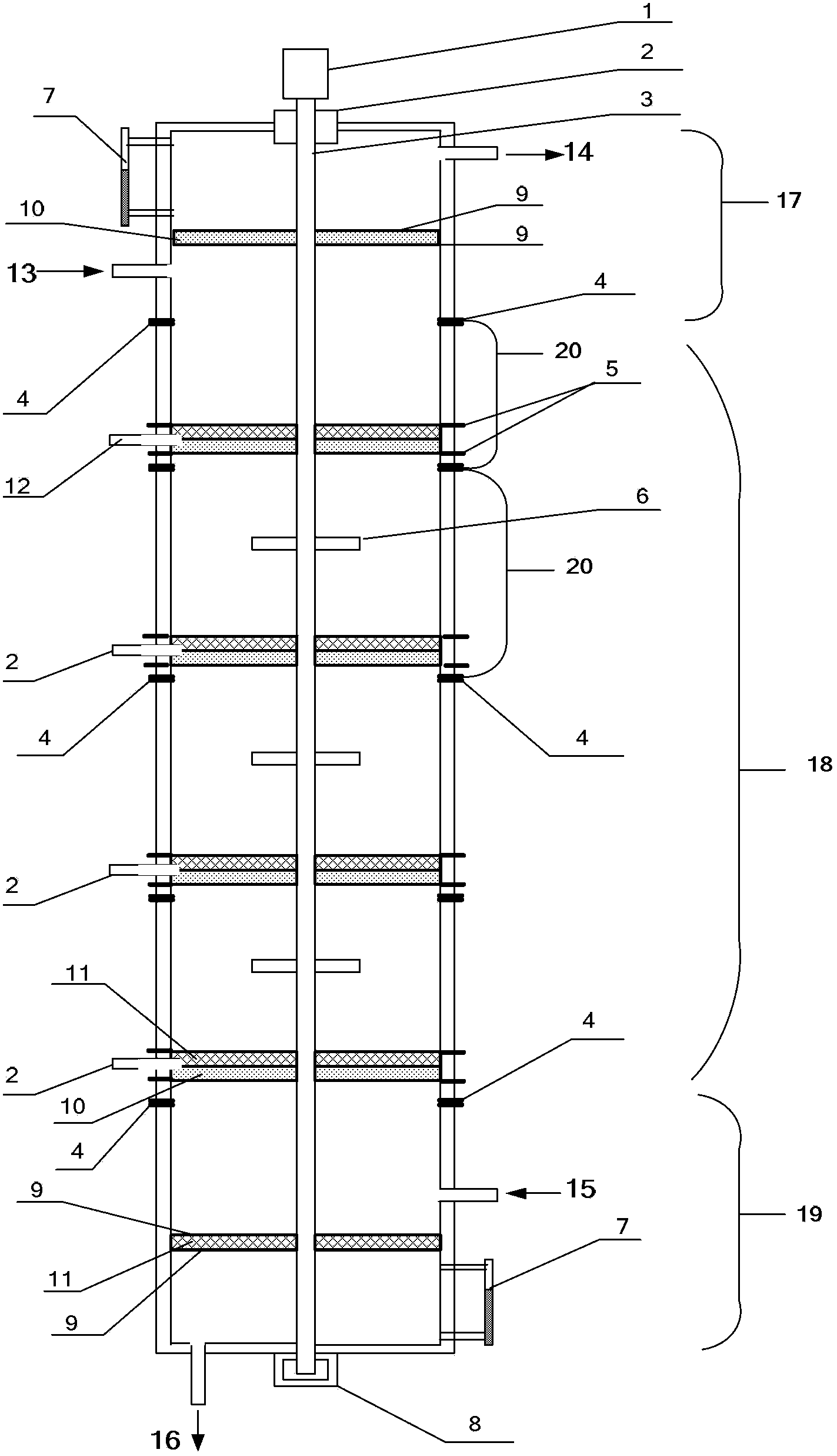 Filler extraction tower for gradient fractionating separation of large phase ratio system, and extraction method thereof