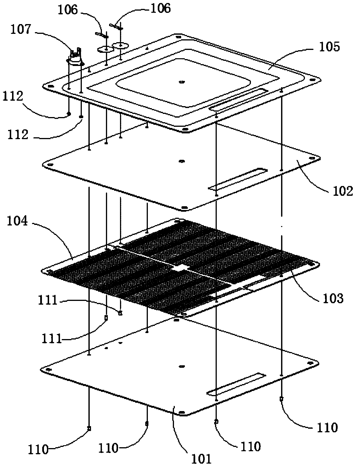 Water vapor condensation resistant assembly and cooking device