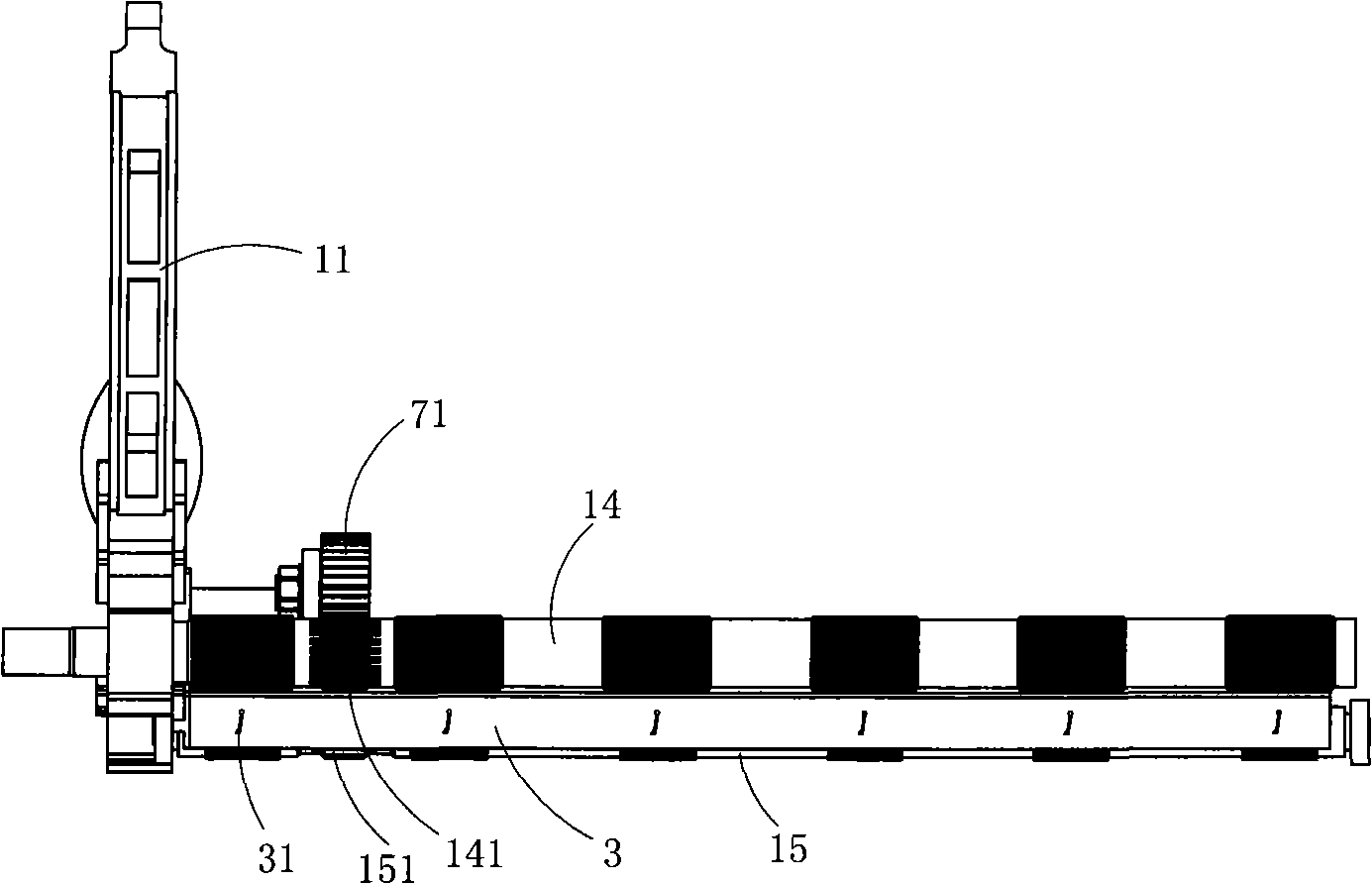 Four-roller compact spinning device