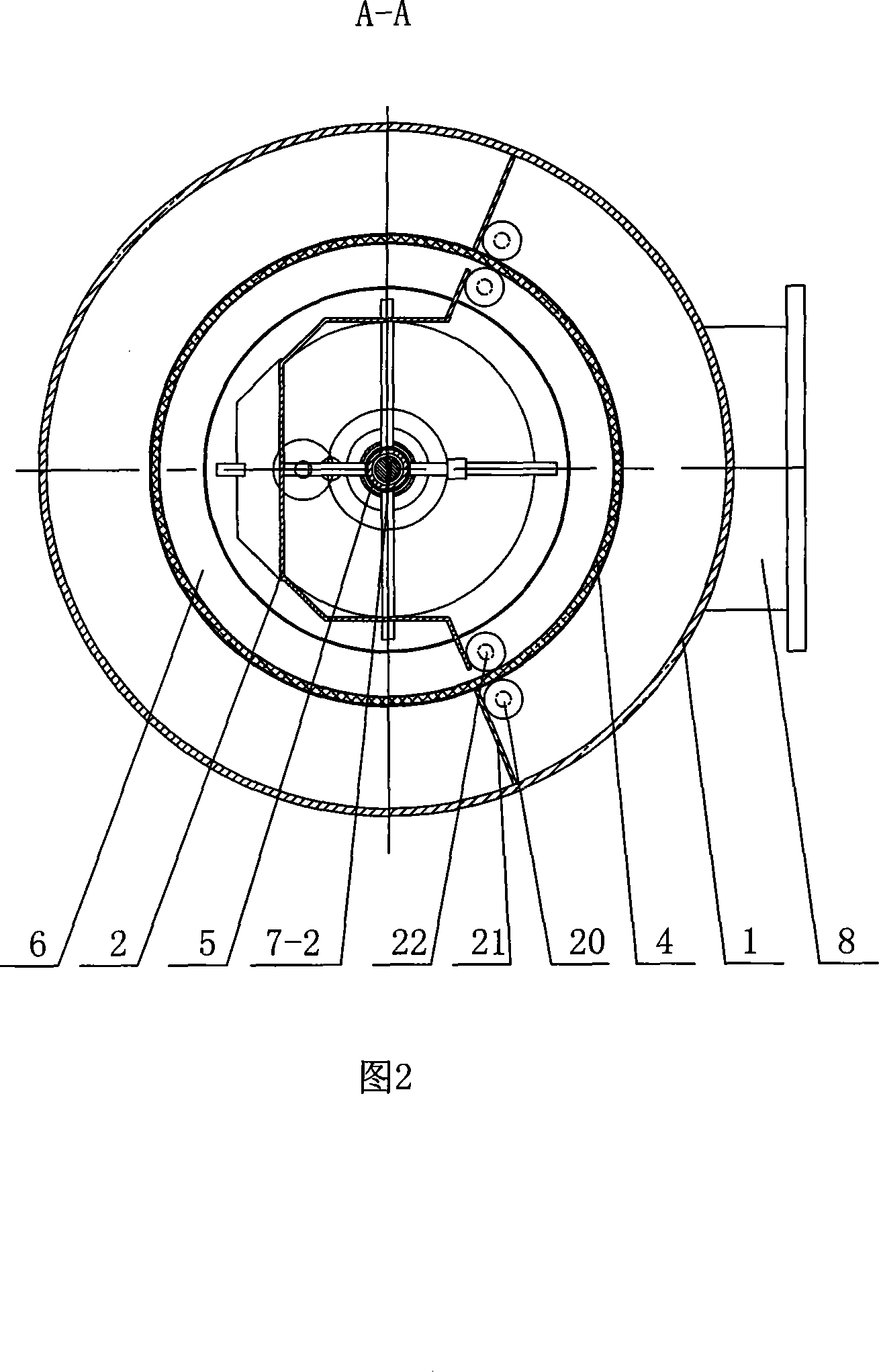 Self-cleaning sewage treating device