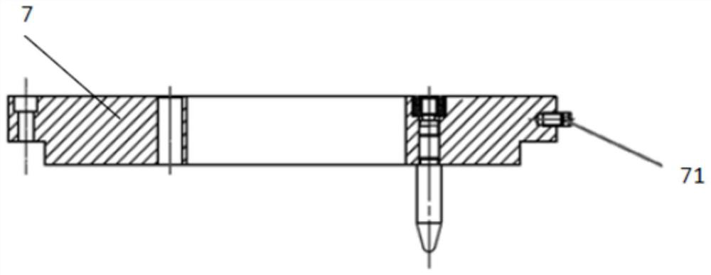 Thermal test device and centering method for control rod driving wire