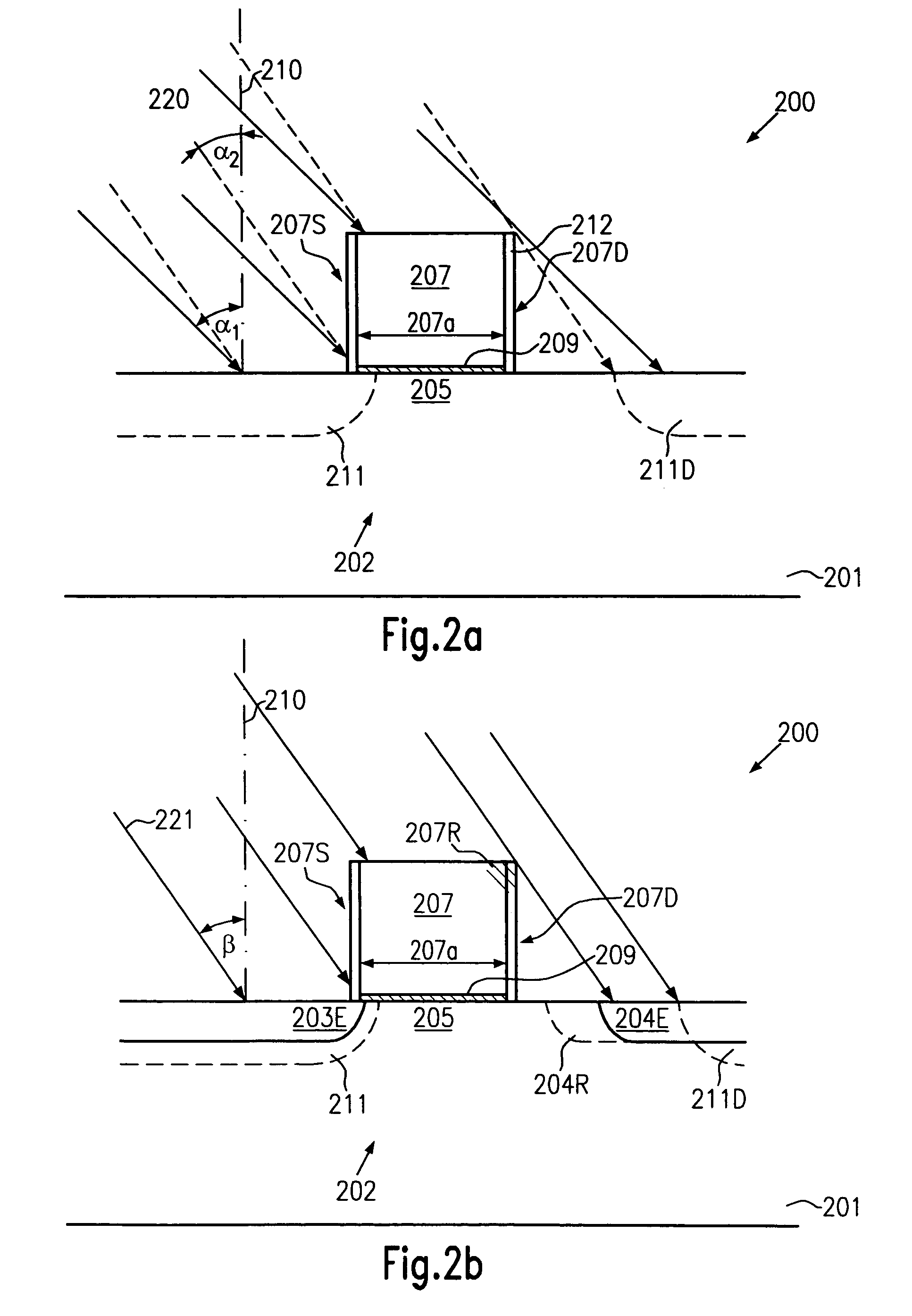 Transistor having an asymmetric source/drain and halo implantation region and a method of forming the same