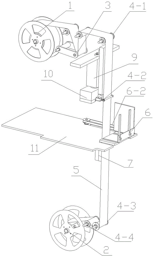 Method for realizing bundled plastic film with single heat-sealing joint in plastic sealing pre-bundling process