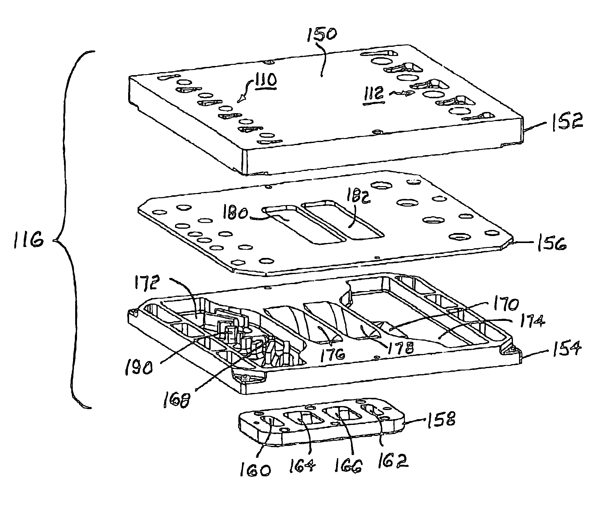 Solid oxide fuel cell stack having an integral gas distribution manifold