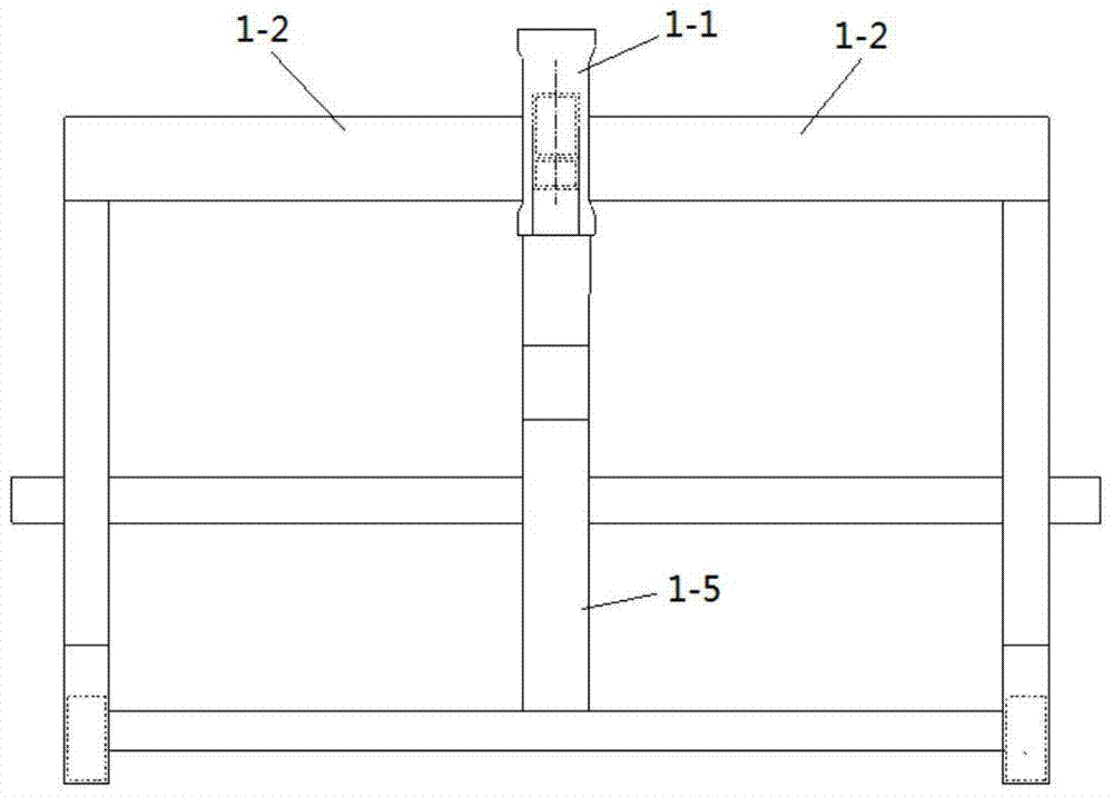 A connection method between the front riser, the main beam and the keel flat beam and the vehicle frame thereof