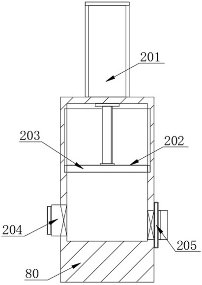 Pretreatment distillation device and method for continuous regeneration of waste lubricating oil