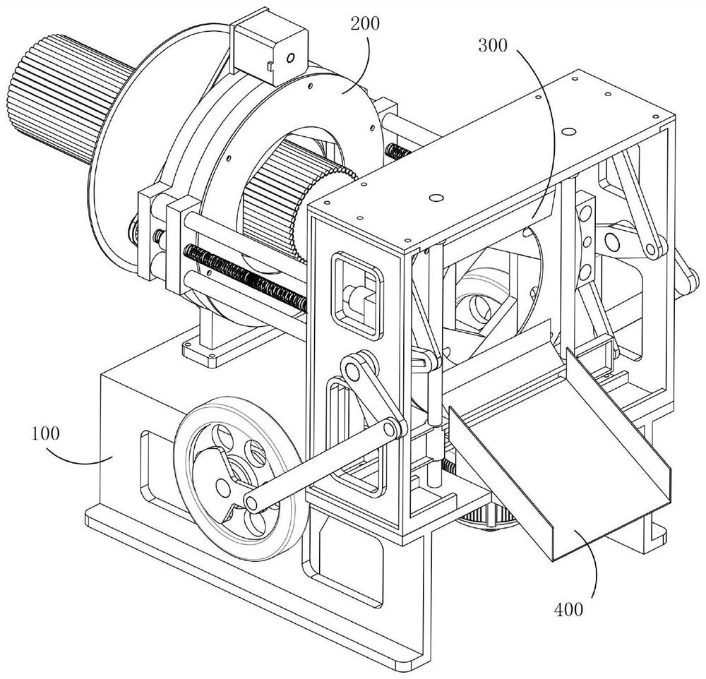 Efficient cut-off machine applied to deep processing of traditional Chinese medicinal materials