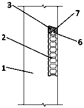 Externally-hung assembly type enclosure wall based on side pin type wedge-shaped self-locking connection