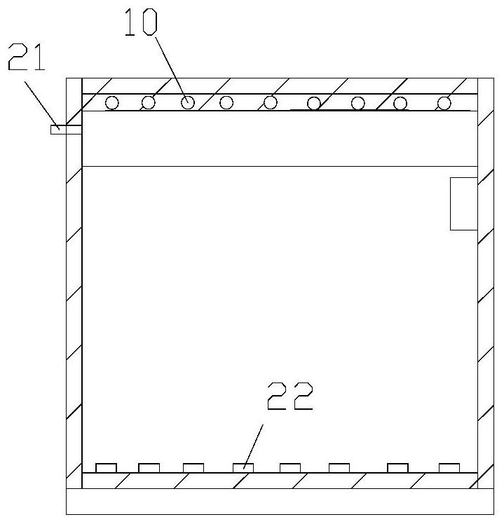 A mobile self-adaptive air-conditioning device for fresh-keeping of fruits and vegetables