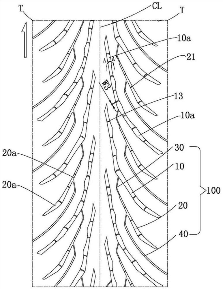 Pneumatic tire tread pattern structure for motorcycle