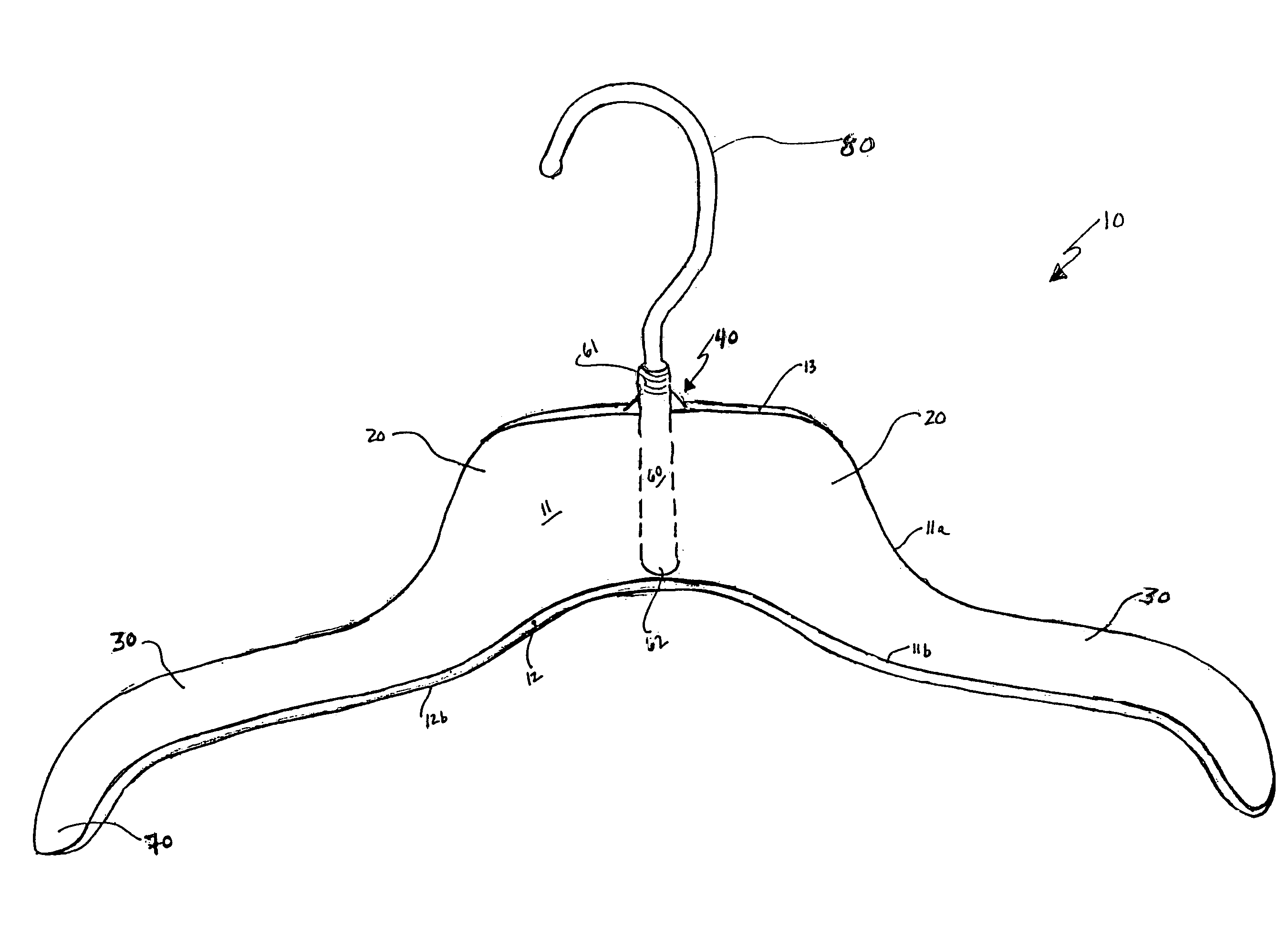 Garment hanger with central support rib