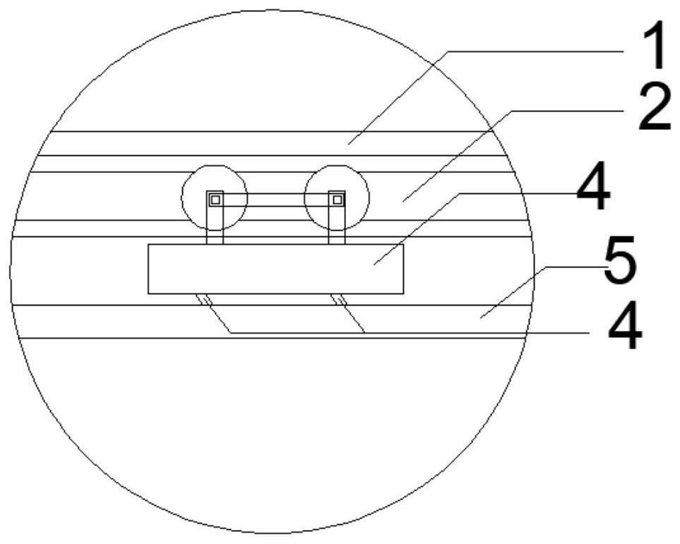 Oil and gas pipeline axial deformation monitoring device and method