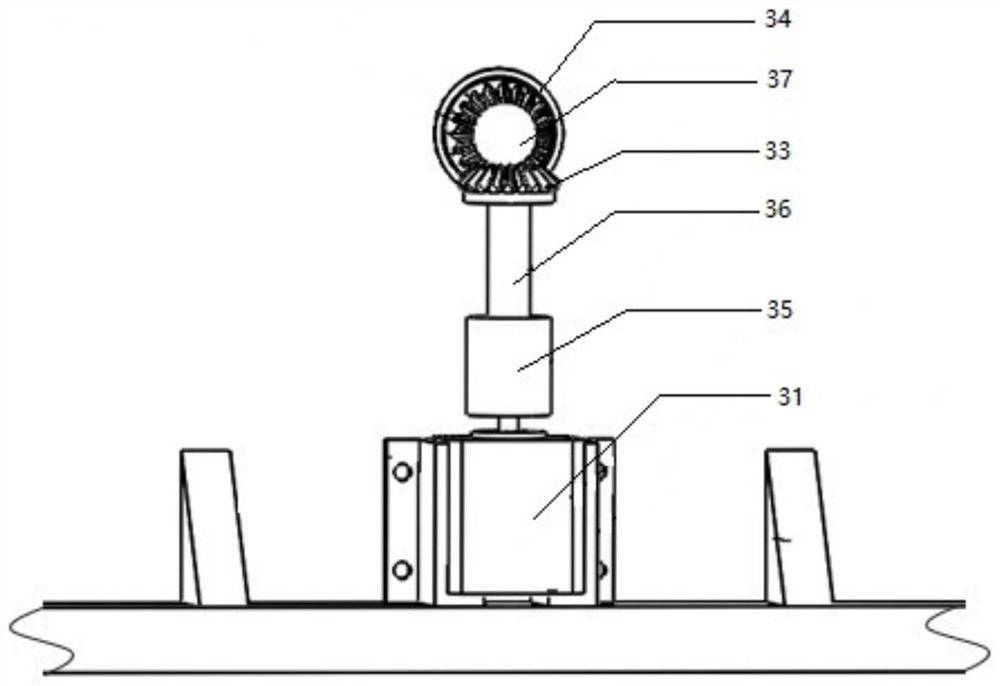 Double-sided etching device and etching process for metal radiating fin