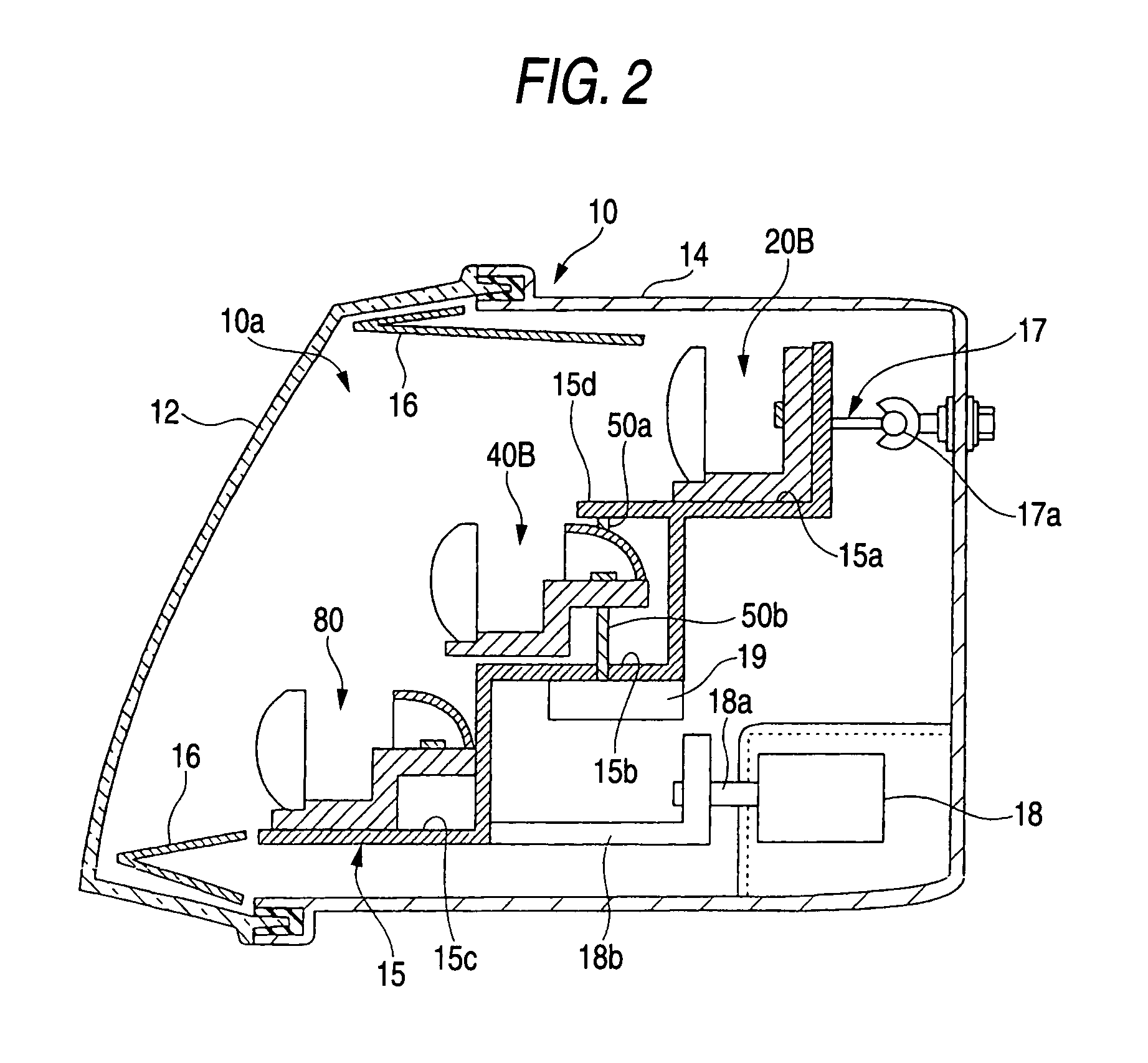 Vehicle lamp including optical axis variable light source