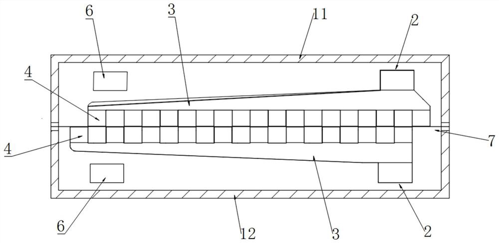 Drying oven capable of discharging air uniformly