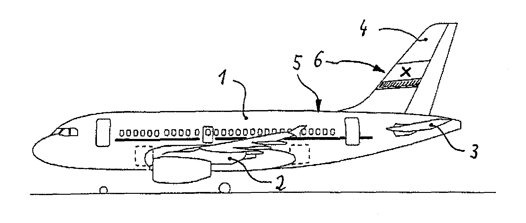 Device and method for painting curved outer surfaces of an aircraft