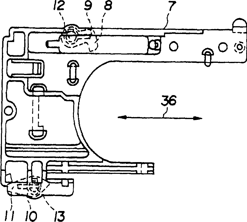 Card connection device and connector therefor