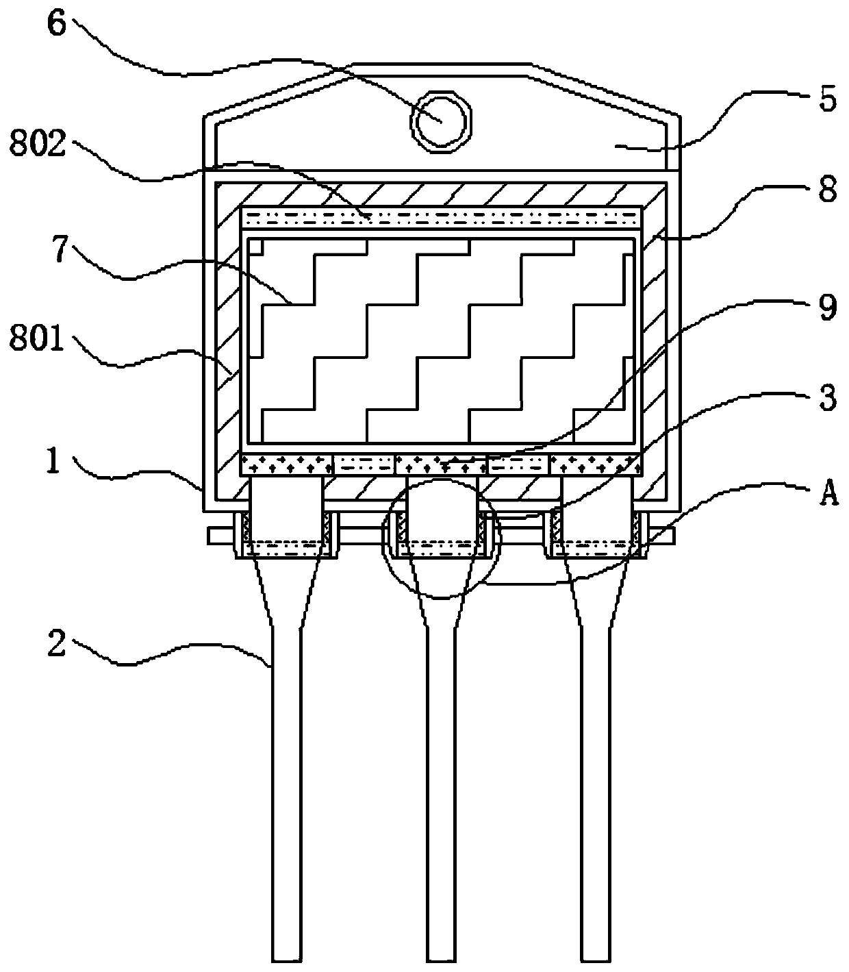 Efficient surface-mounted triode with good heat dissipation structure