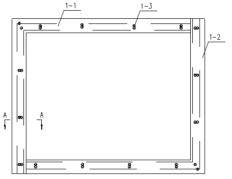 Pressing frame applicable to shelter of field operation vehicle