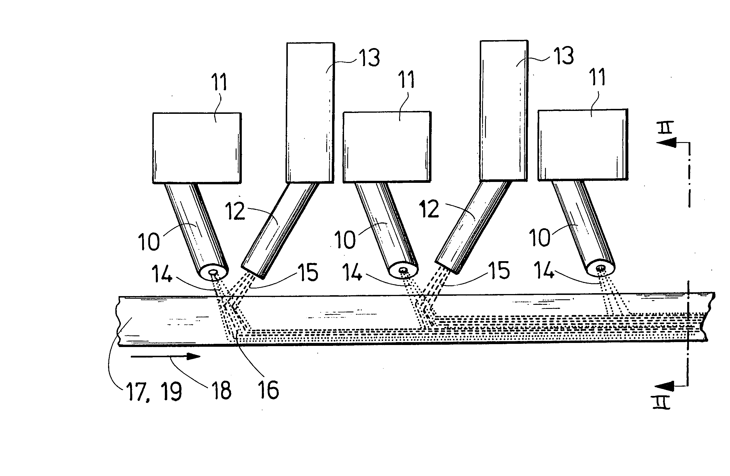 Method and device for producing a filter rod