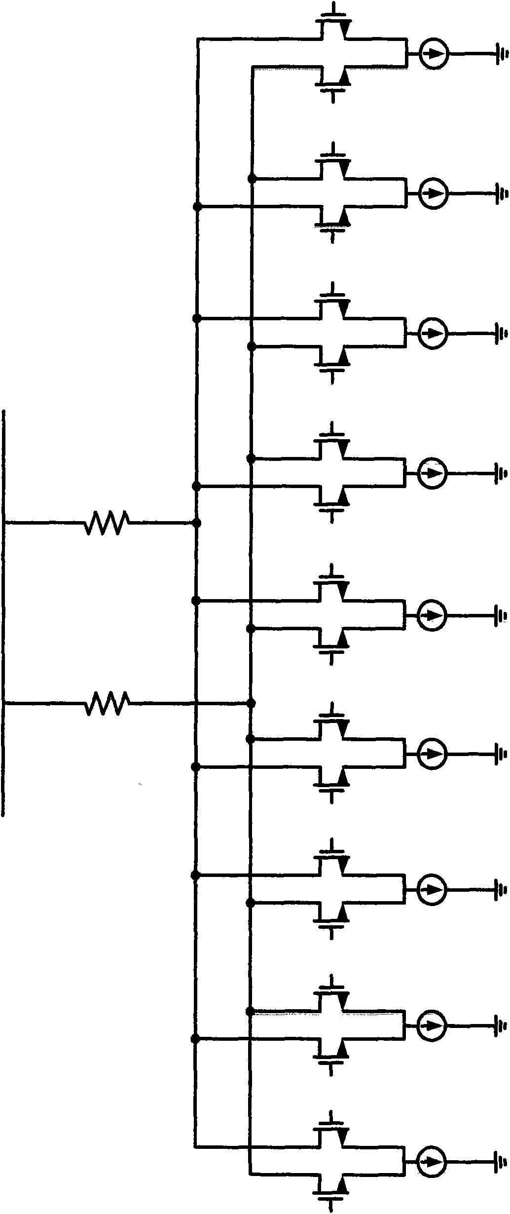 Folding device and folding and interpolating A/D converter