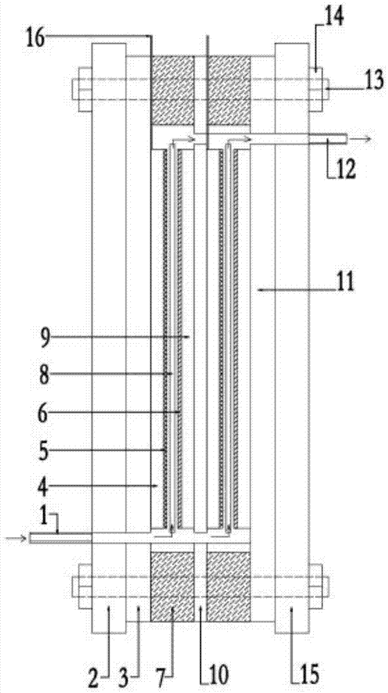 Membrane-electric adsorption device for desalination system