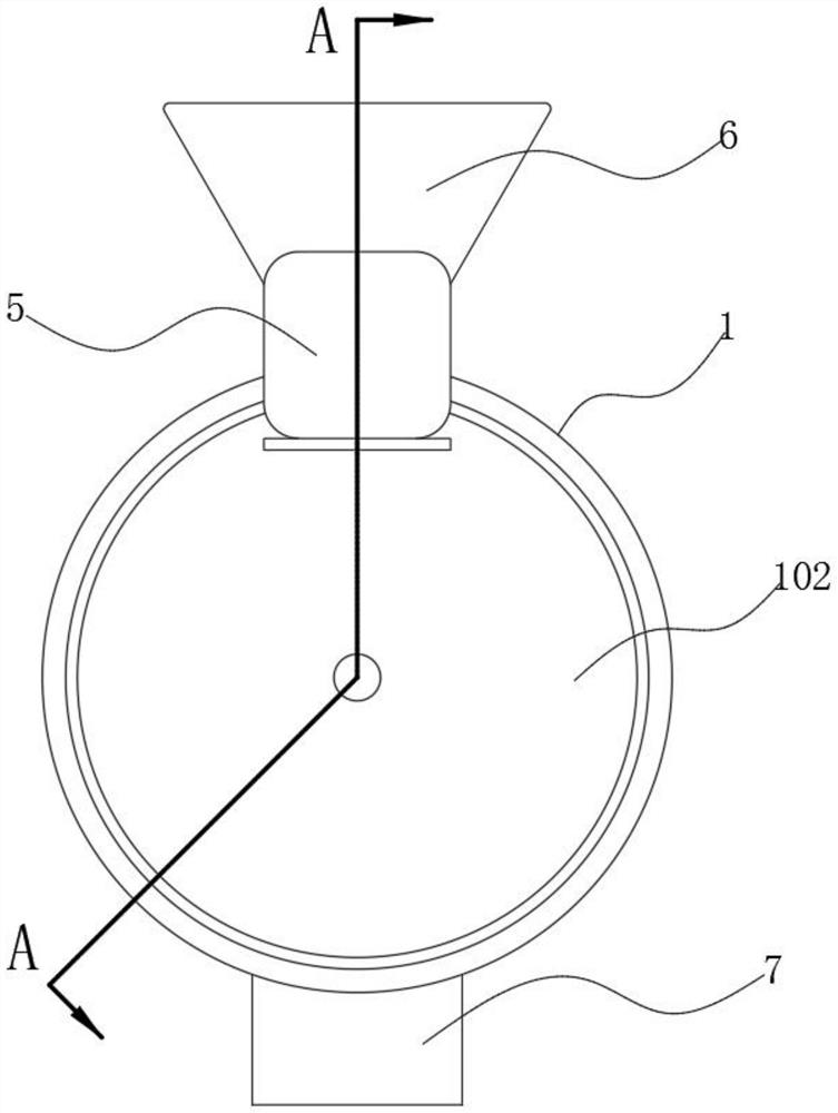 A vibrating crushing device for garbage disposal