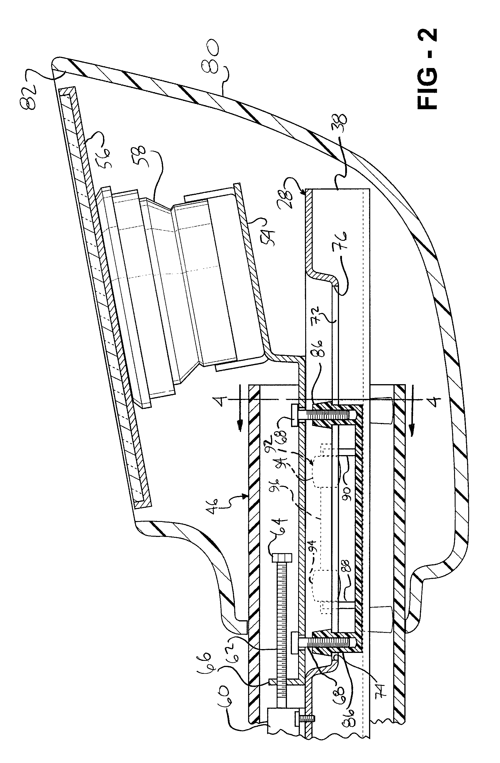 Single arm tow mirror assembly
