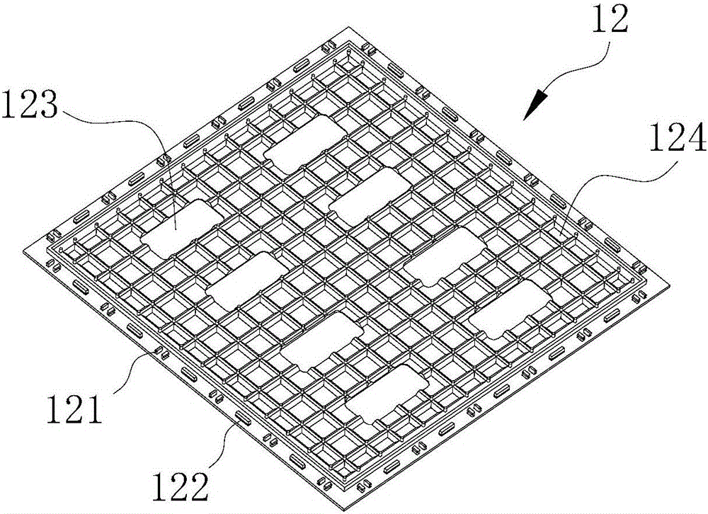 Splicing device used for floor tiles and installing method thereof