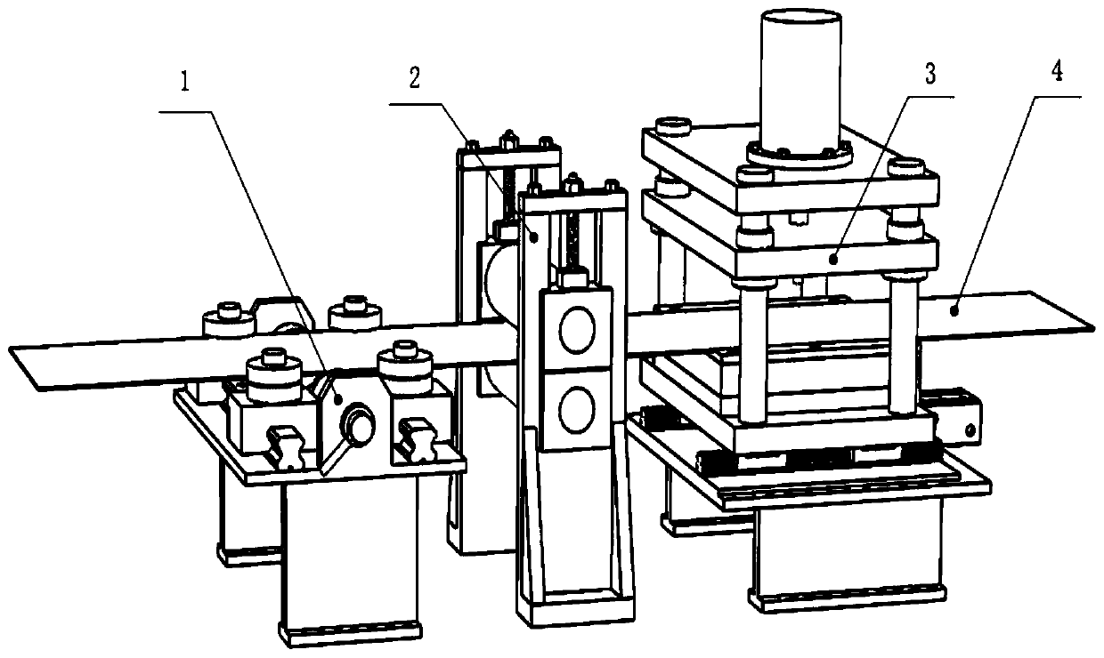 Board online follow-up fixed-distance punching device