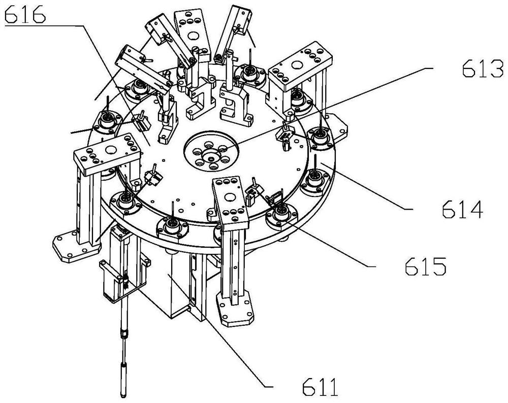 Gasket mounting equipment and gasket mounting method for motor with reversing mechanism