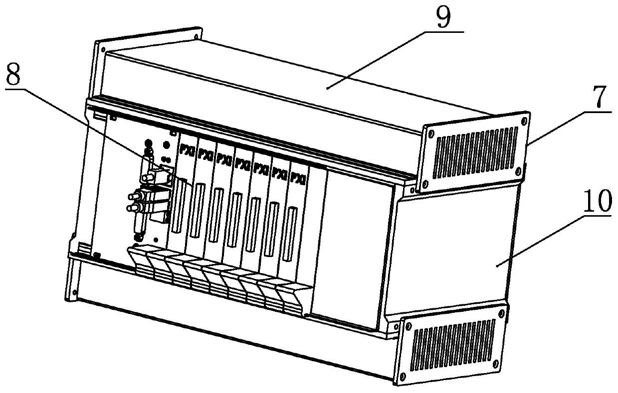 Wide-temperature-range temperature control reinforce case based on PXIe bus