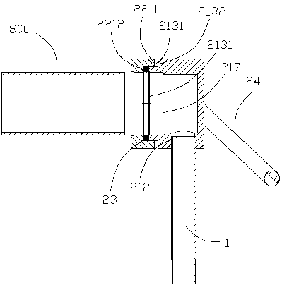 Welding shielding gas device and pipe fitting connecting piece thereof