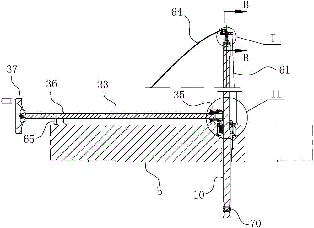 A source dismantling auxiliary device for medical radioactive source