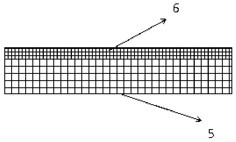 Microfluidic sample concentration device based on photo-thermal evaporation as well as application method
