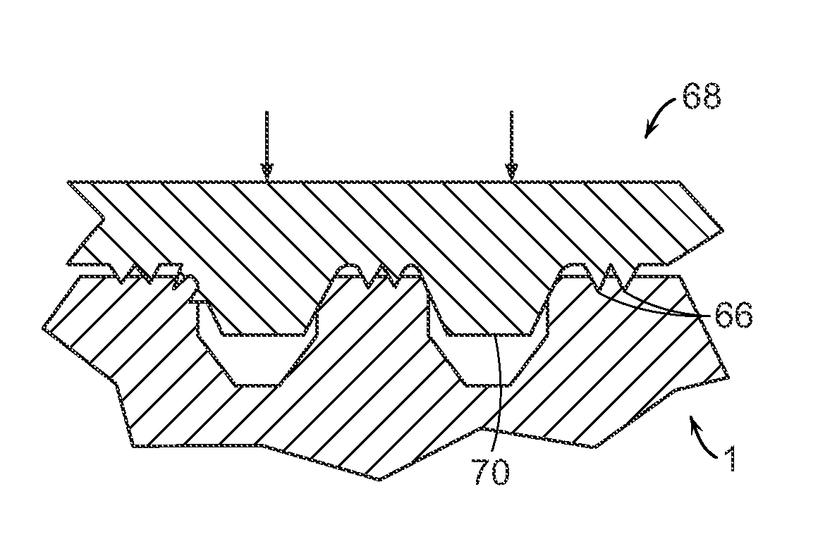 Golf club groove configuration