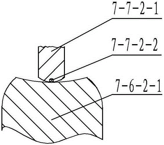 Self-adaptive cover and seam mechanism used in multi-stamp stamping machine